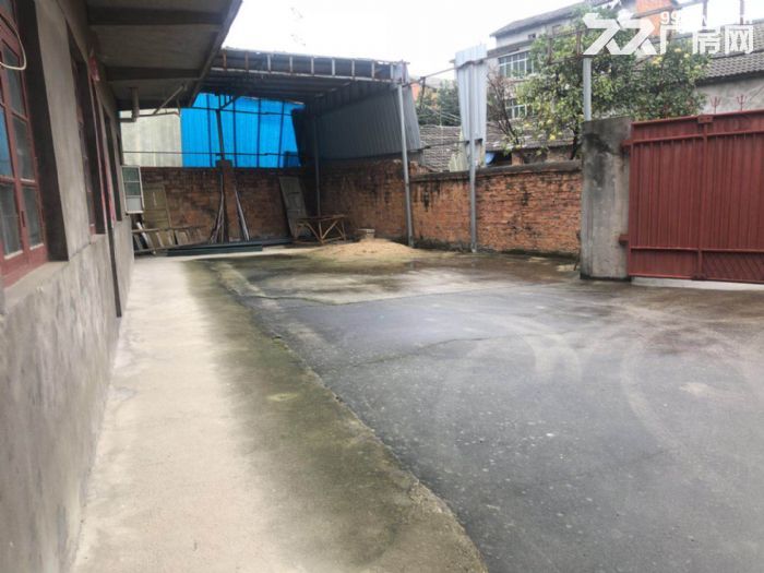 本人有小厂房出租，另加楼房三间大房间可住宿办公！有意详谈！-图3