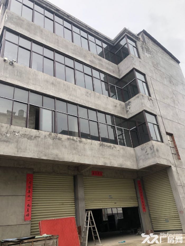 4层标准仓房,水电齐全,三相四线 独门独院,