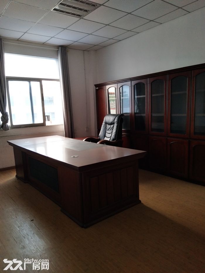 小蓝经开区黄金地段850平厂房出租-图4