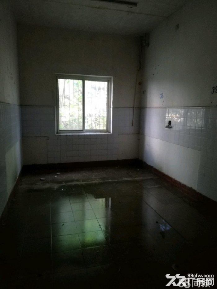 15000平方独院招租，有电梯房5层，适合做养老院，培训学校，宾馆，厂房，仓库。